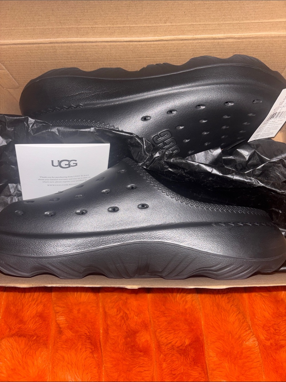 UGG Black Men’s Slide Sandals with Studded Upper.Size 8. NEW IN BOX